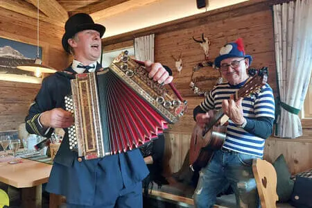 Unsinniger Donnerstag im Koasastadl PVÖ Going 27.2.25 Bild 6