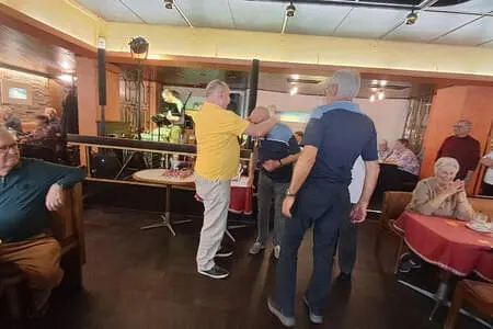 Frühjahrskränzchen Preisverteilung 26.04..25 Bild 15
