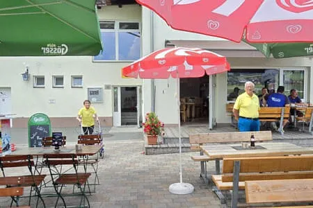 gemütliche Wanderung zum Fliegerstüberl PVÖ St. Johann Bild 7