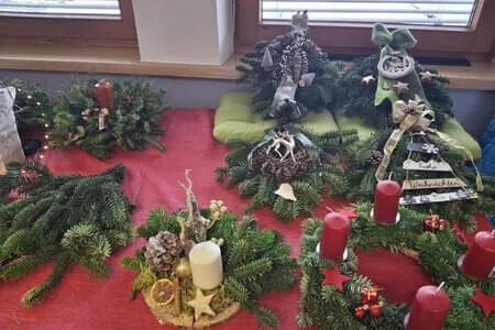 Vorweihnachtliches Basteln PVÖ Bez. Kitzbühel Bild 3