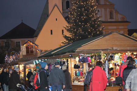 04.12. - Christkindlmarkt Altötting Bild 22